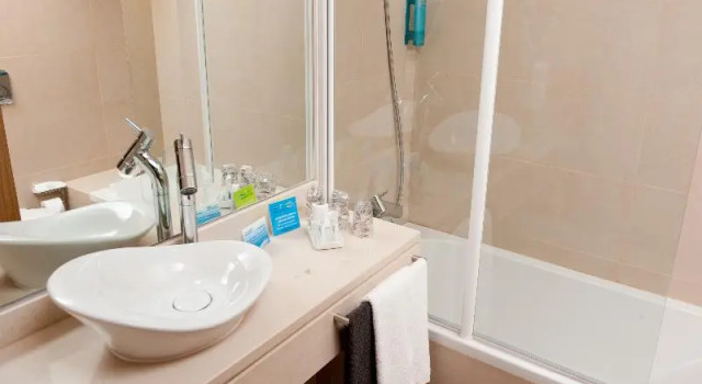 Двухместный номер Standard с балконом и с видом на окрестности Atlantida Mar Hotel