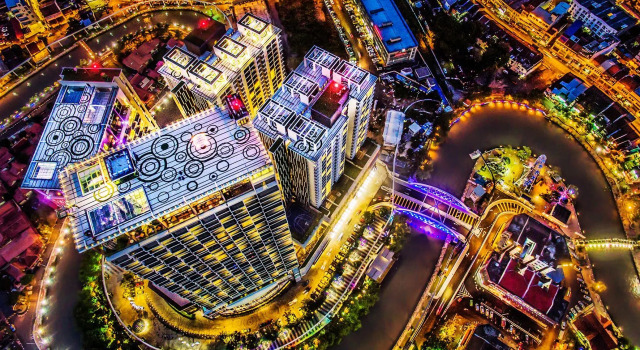 Кровать в общем номере The Shore Hotel & Residences