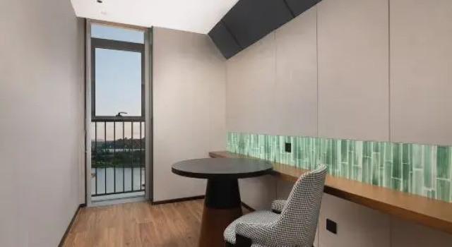 Люкс Hilton Garden Inn Guiyang Gui'An New Area