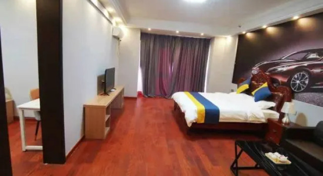 Люкс Deluxe Huashang Apartment Shanghai