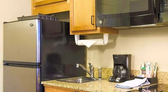 Люкс Mainstay Suites Rogers