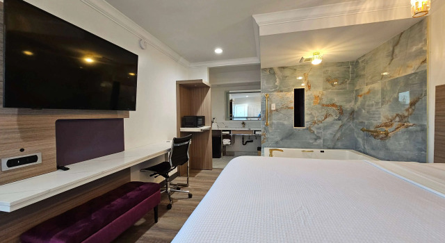 Travelodge by Wyndham Fullerton Near Anaheim