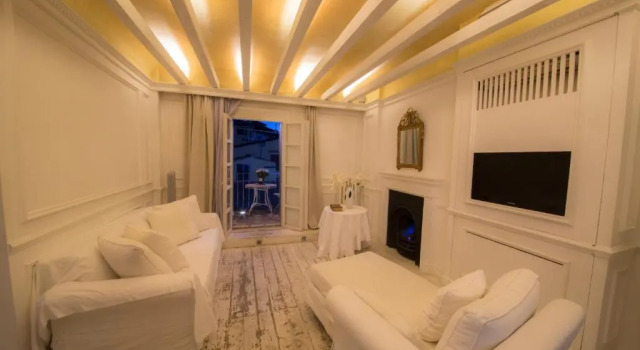 Апартаменты White Home by Mmega