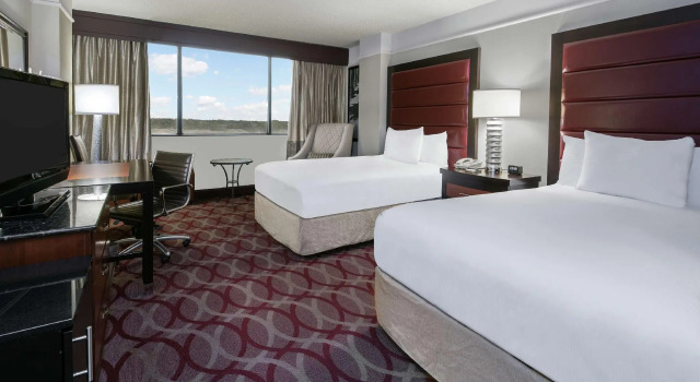 Четырёхместный номер Standard Hilton College Station & Conference Center