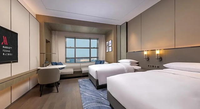 Четырёхместный номер Executive Foshan Marriott Hotel
