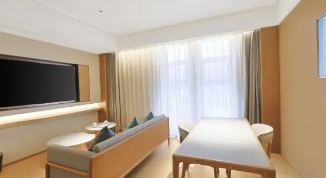 Люкс Deluxe JI Hotel (Changchun Jingyue Shengtai Dongjie)