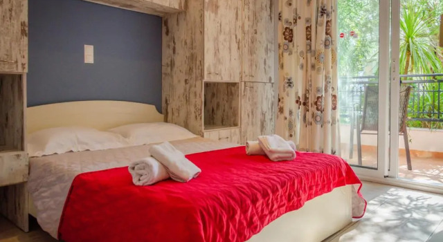 Двухместный номер Deluxe с балконом Villa Eden
