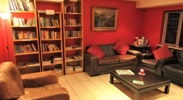 Кровать в общем номере (женский номер) Sleepzone Galway City Apartments