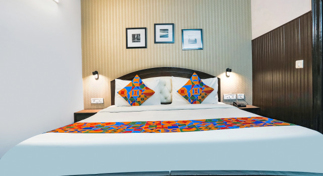 Номер Deluxe FabHotel Veetara