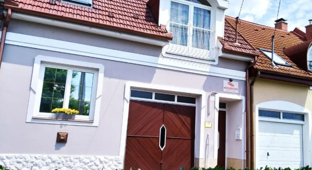 Csobogó Vendégház, Buchen Sie Hotel Eger 