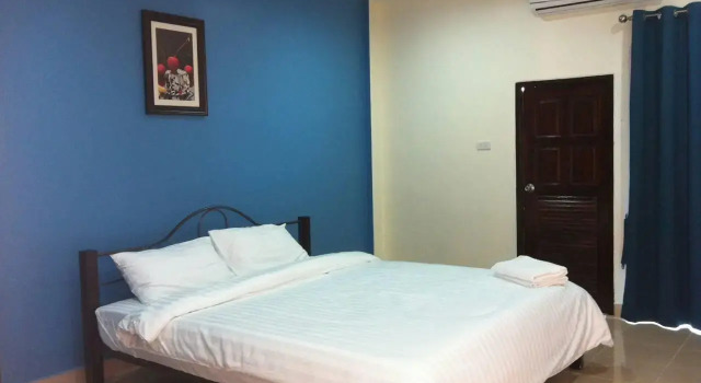 BIGLoft apartment, Varaa Huoneisto Hotellit North-Eastern Thailand pysäköinnillä, Pysäköinti