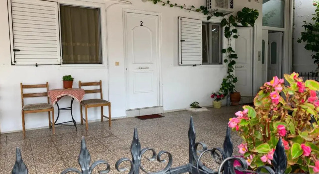 Студия Standard Alexandras Appartments