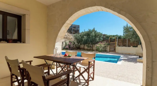 Вилла с 4 комнатами с видом на море Crete Essence Villas – Lagkada