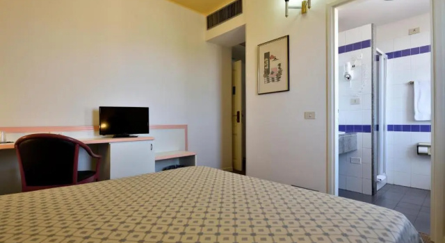 Двухместный номер Standard Hotel Orri