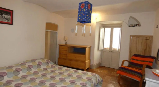 SCAPPO IN UMBRIA, nido cruxburgi, Varaa Hotelli Amelia Umbria