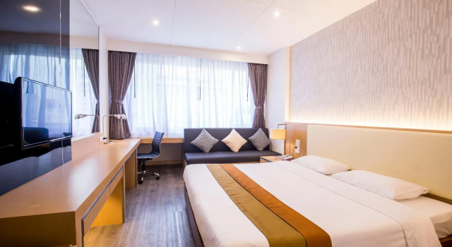 Nana Hotel