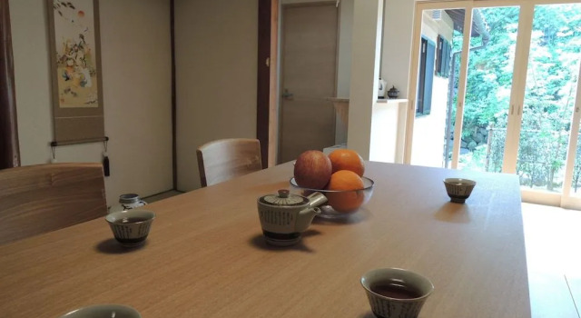 Kenroku House, Забронировать Отель Отели Канандзава 3 звезды, рядом с Kazuemachi Tea House Street, 3*