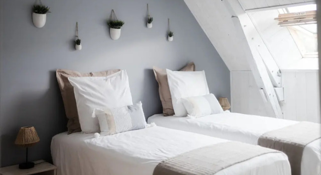 Le Moulin des Forges, Book Hotel Chammes 