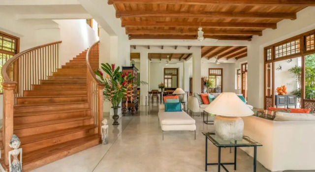 Luxurious 07 Bedroom Hilltop Villa With Private Gym