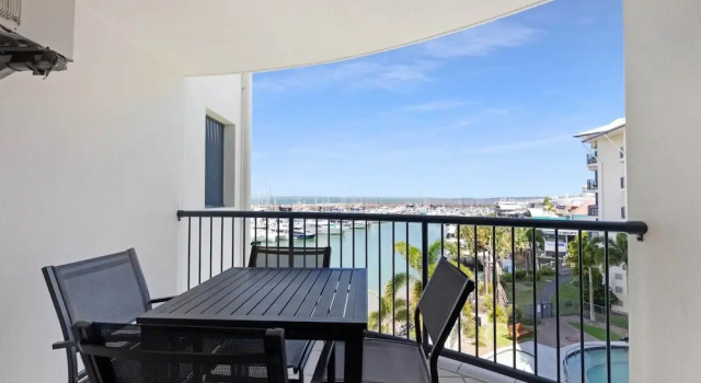 Beachside Retreat in Urangan Mantra Resort, Prenota Resort Hervey Bay Fraser Coast