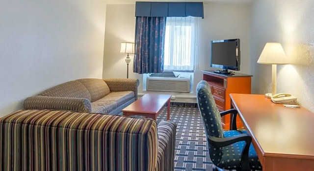 Люкс Quality Inn Savage - Bloomington West