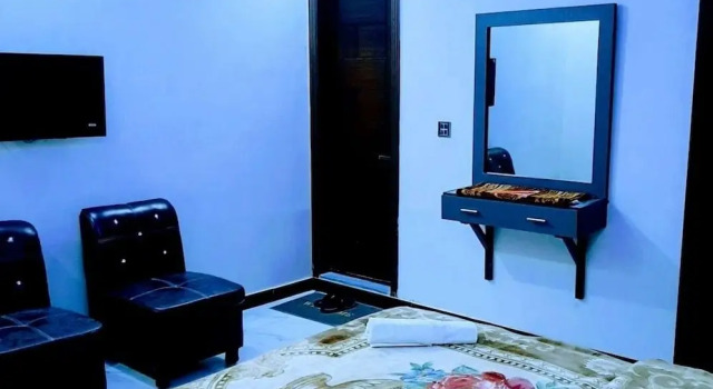 Двухместный номер Deluxe Galaxy Family Hotel Karachi Airport