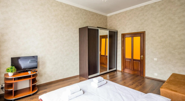 Modern Apartment in Old City Center, Забронировать Апартаменты/квартира Апартаменты Львова, рядом с Первый украинский театр для детей и юношества, Апартаменты/квартира