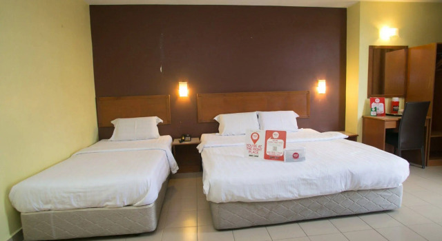 沙阿朗姆色帕度恩加尔尼达酒店- 斯里慕达凯富酒店(Nida Rooms Shah Alam Sepadu Unggul at Comfort Hotel Sri Muda)