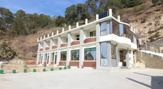 Hotel Wild Stone by OYO Rooms, Rezervovat Hotel Ranikhet Uttarakhand