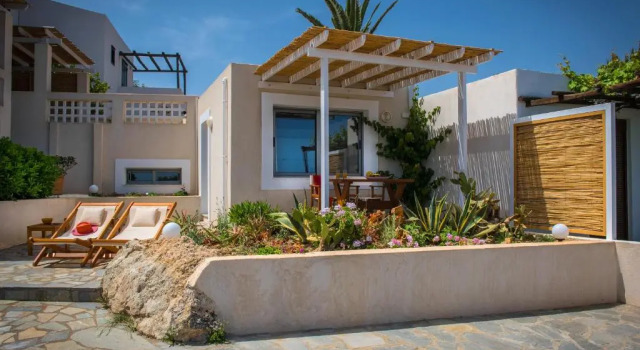 Апартаменты Almyra Seaside Houses