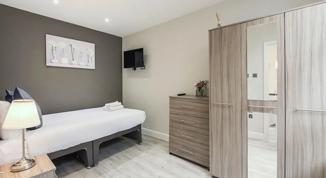 Toynbee Street Ro 5 · Splendid Room Close To Liverpool Street