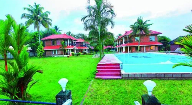 Leisure Vacations Goldfield Lake Resort, Varaa Lomakeskus Kottayam New Delhi
