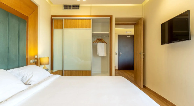 Апартаменты Deluxe с видом на бассейн Oasis Hotel Apartments