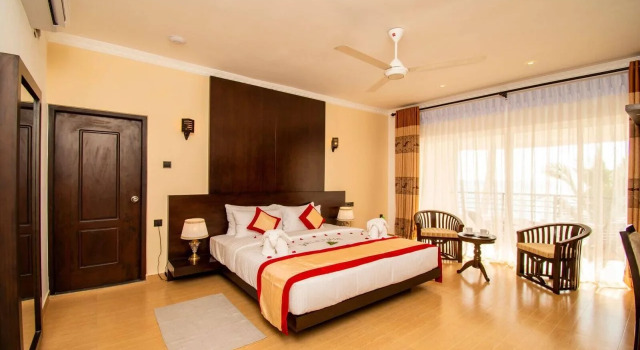 Manara beach, Забронировать Отель Отели Западной провинции 3 звезды, 3*