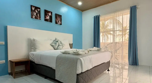 Двухместный номер Classic с балконом и с частичным видом на океан Lanas Beach Resort Carabao Island