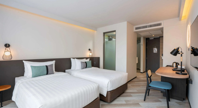Seekers Finders Rama IV Hotel, SureStay Collection by BW
