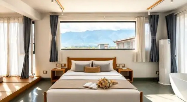 Люкс Huaqin · Bali Retreat Wild Luxury Courtyard | 1‑Min Walk to Erhai Lake (Cai Village)