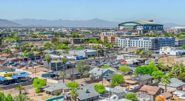 Апартаменты Cute & Cozy Renovated APT in the Heart of Phoenix