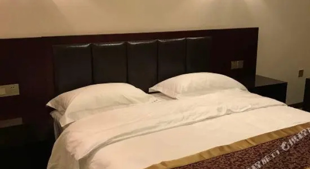 Huaxuan Hotel, Buchen Sie Hotel Weinan Shaanxi