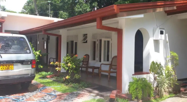 Devi Tourist Home