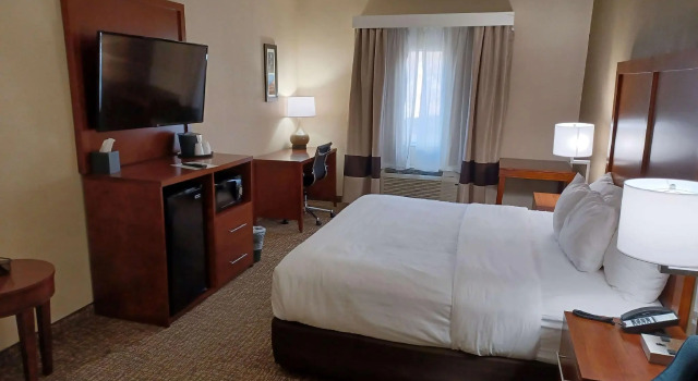 Двухместный номер Standard Wingate by Wyndham Pittsburgh New Stanton