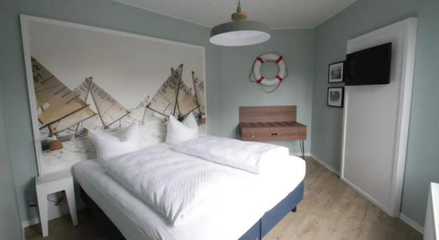 Полулюкс с балконом Havelhotel