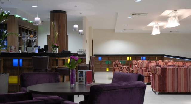 Waterfront Southport Hotel, Забронировать Отель Отели и гостиницы Саутпорт, рядом с Wayfarers Shopping Arcade, Отель
