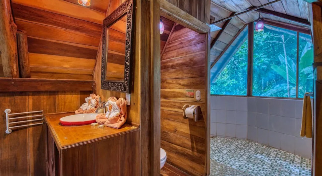 Вилла Superior с 2 комнатами с видом на сад Tree House Beachfront Lodge