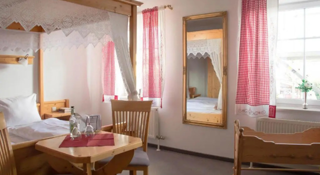 Gasthof Weißer Löwe, Varaa Matkakoti Hotellit Baijeri pysäköinnillä, Pysäköinti