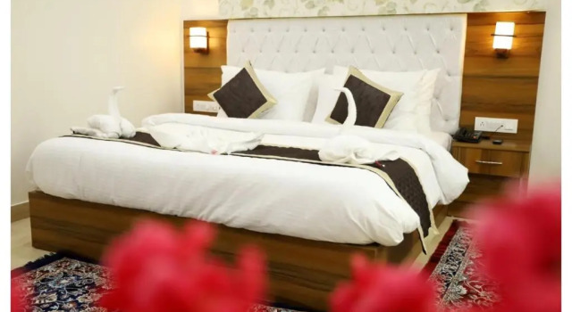 Hotel Signature Prime Vaishali Nagar Jaipur, Забронировать Отель Отели штата Раджастхана с парковкой, Парковка
