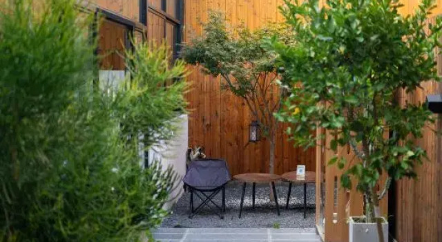 See the green mountains again, Prenota Hotel Hotel a Dali con parcheggio, Parcheggio