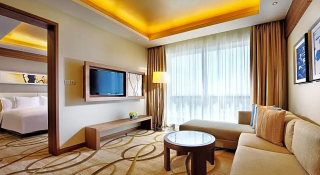 Люкс c 1 комнатой Holiday Inn Shanghai Pudong Kangqiao by IHG