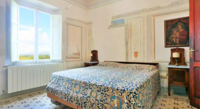 Tuscan villa with views and pool. Hosts up to 15, Varaa Villa Hotellit Capannori aamiaisella, Aamiainen