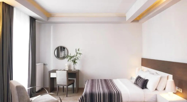 Люкс Maison Hotel